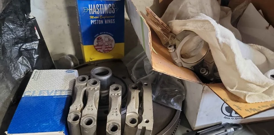Parts & Memorabilia Engines - Image 7 of 7