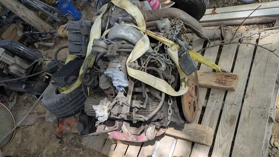 Parts & Memorabilia Engines - Image 4 of 4