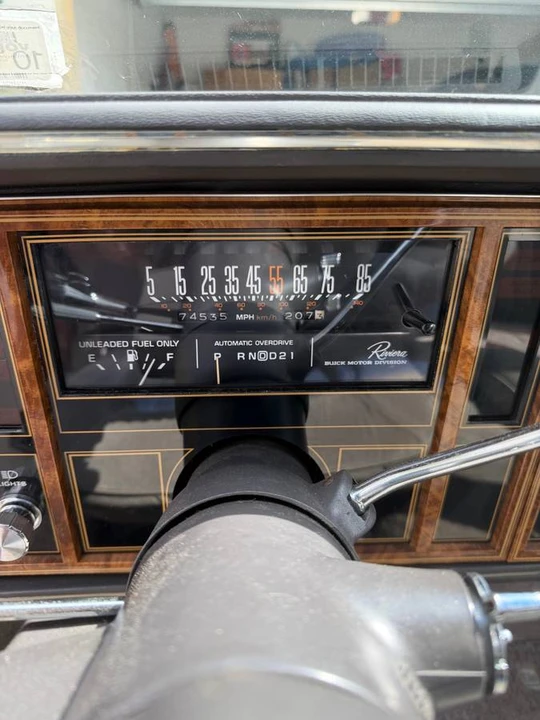 1984 Buick Riviera 4th-7th Gen - Image 10 of 11