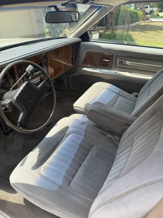 1984 Buick Riviera 4th-7th Gen - Image 4 of 11