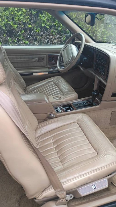 1993 Buick Riviera 4th-7th Gen - Image 2 of 2