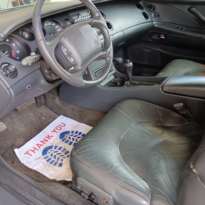 1995 Buick Riviera 8th Gen - Image 5 of 9