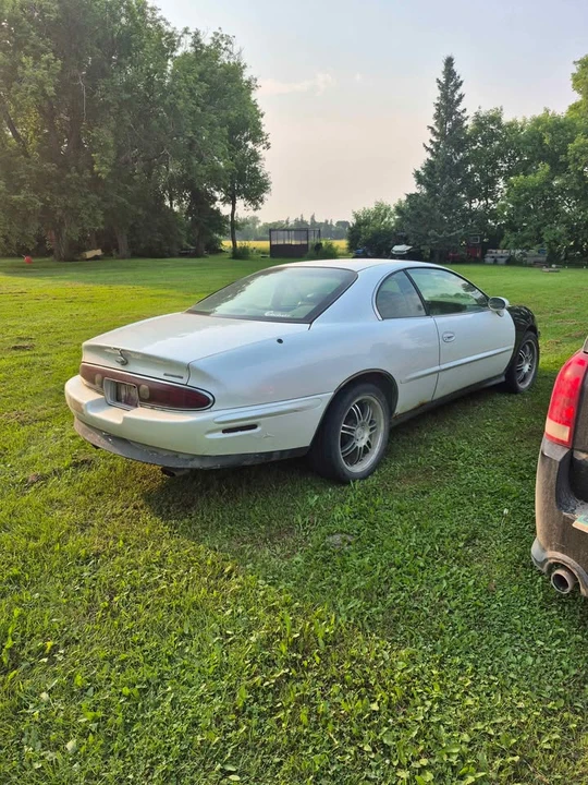 Buick - Image 4 of 4