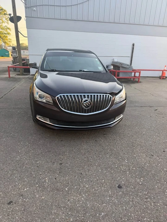 Buick LaCrosse - Image 3 of 7