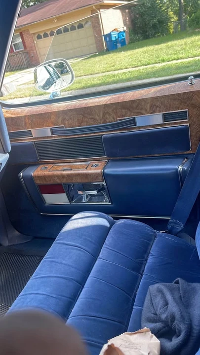1984 Buick Park Avenue - Image 2 of 2