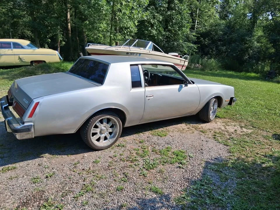Buick Regal - Image 3 of 6