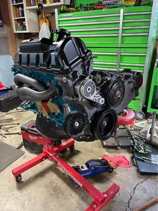 2008 Parts & Memorabilia Engines - Image 2 of 9