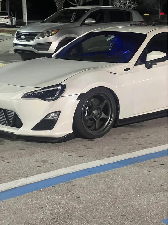 2014 Scion FR-S - Image 5 of 8