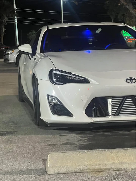 2014 Scion FR-S - Image 4 of 8