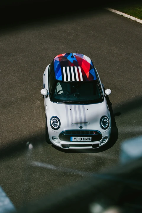 2018 Mini Mini Cooper S 3rd Gen - Image 12 of 31
