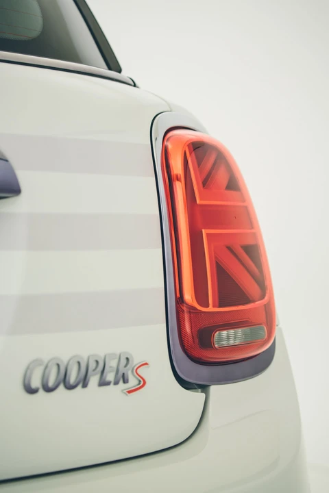 2018 Mini Mini Cooper S 3rd Gen - Image 4 of 31