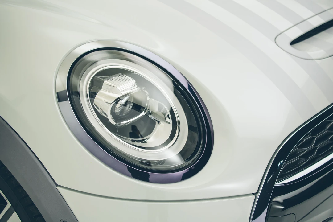 2018 Mini Mini Cooper S 3rd Gen - Image 6 of 31