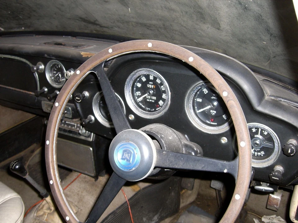 1961 Aston Martin DB4 - Image 6 of 7