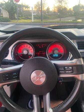 2010 Ford S197 Mustang - Image 3 of 11