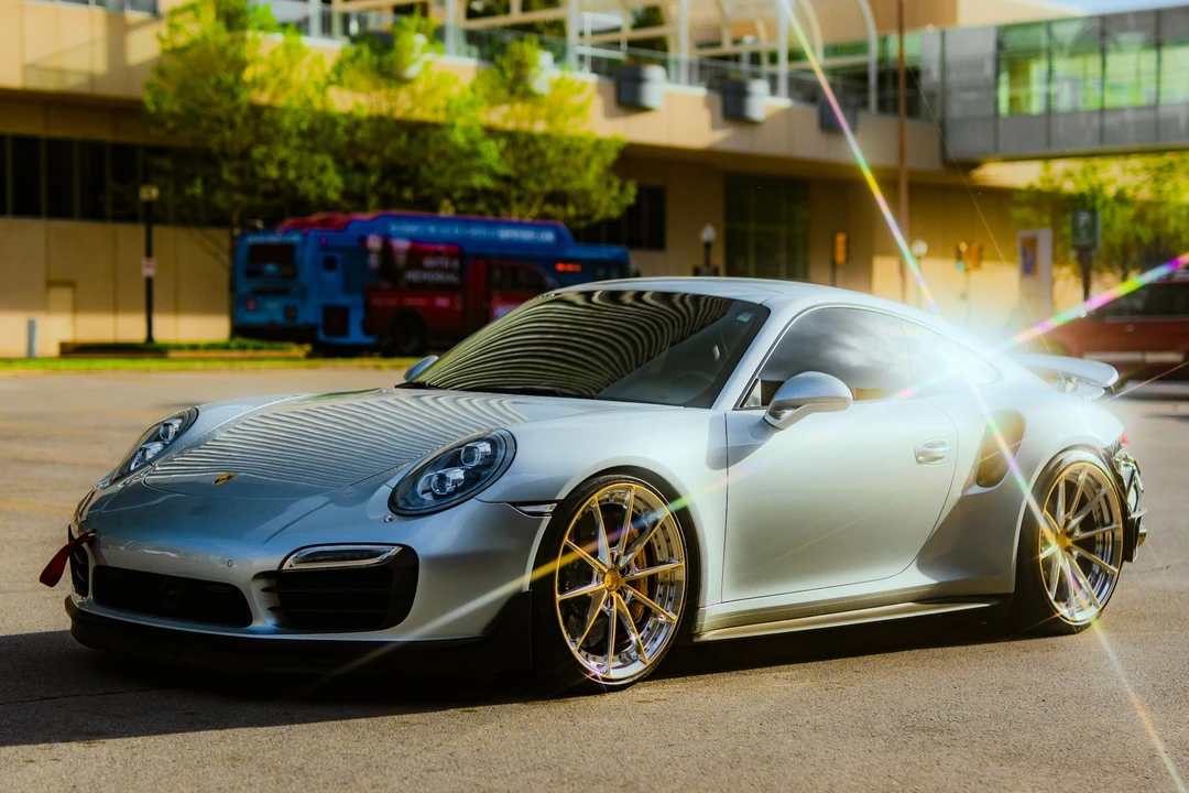 2014 Porsche 991 Turbo S - Image 8 of 31