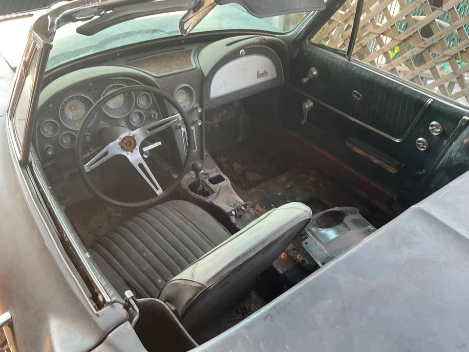 1963 Chevrolet Corvette C2 - Image 2 of 21