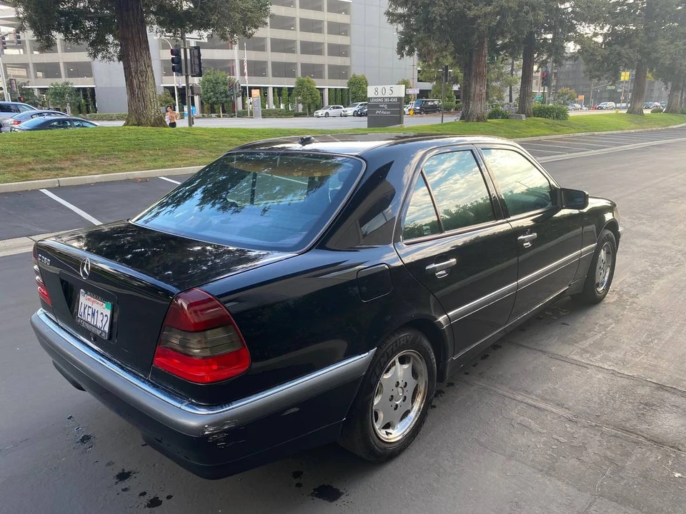 2000 Mercedes-Benz W202 C-Class - Image 7 of 14