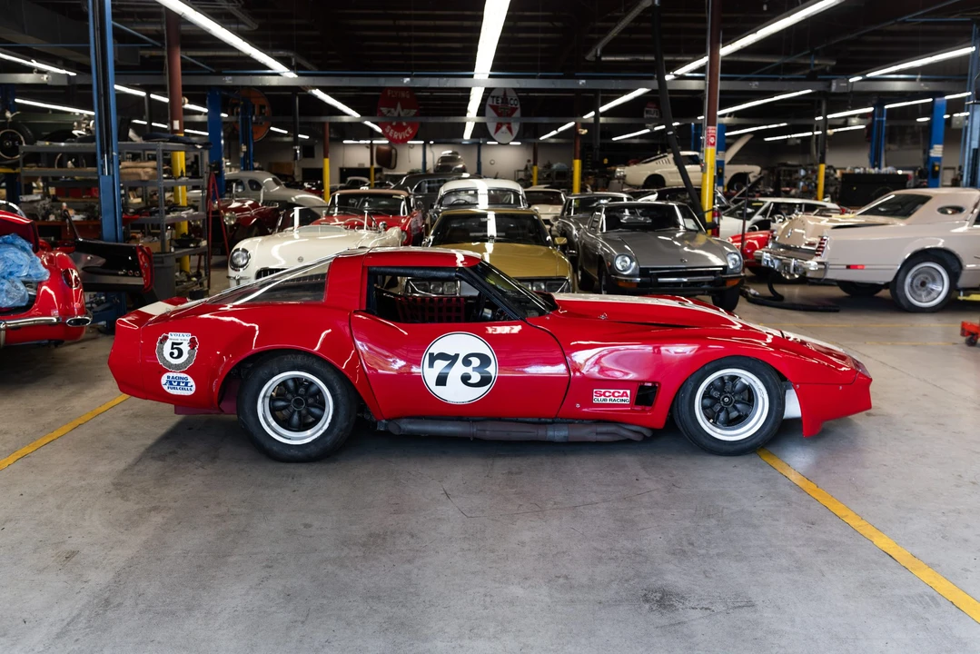 Chevrolet Corvette C3 - Image 7 of 31