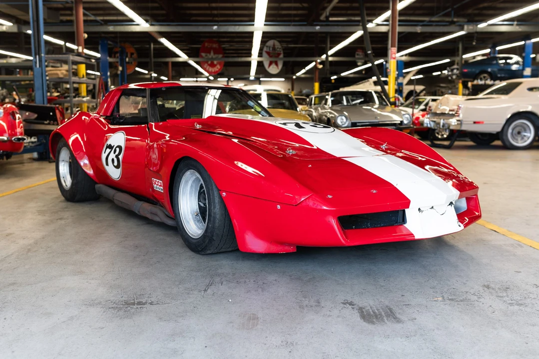 Chevrolet Corvette C3 - Image 6 of 31