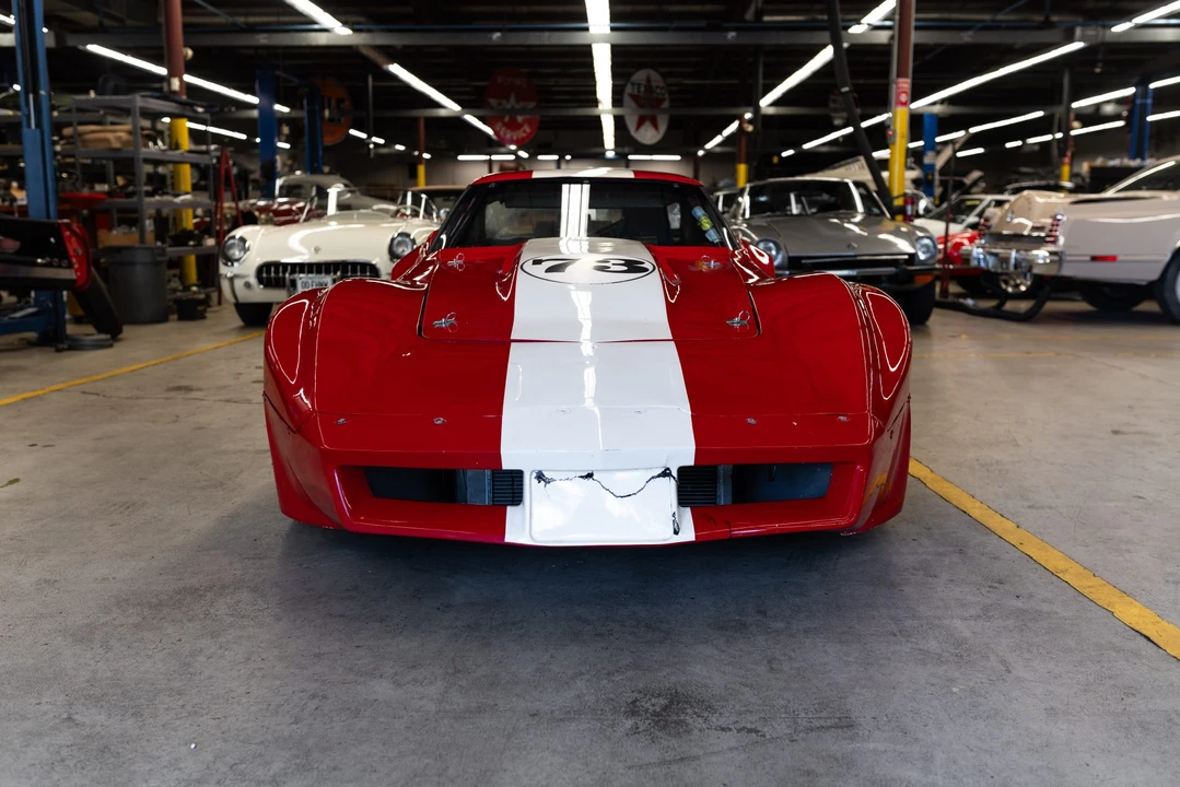 Chevrolet Corvette C3 - Image 25 of 31