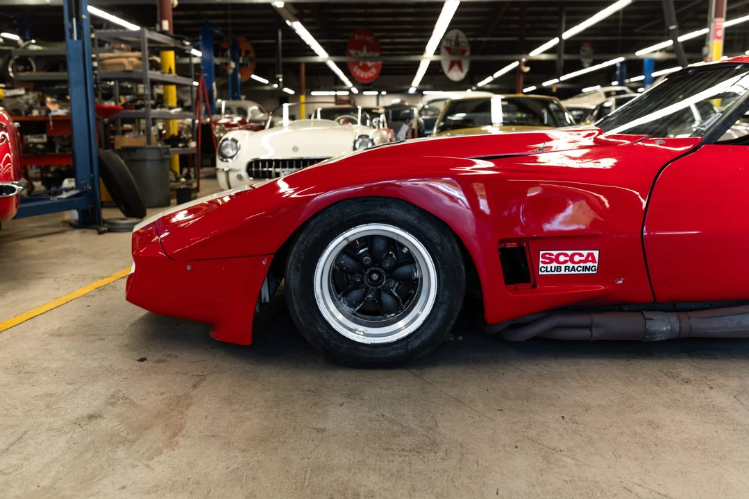 Chevrolet Corvette C3 - Image 21 of 31