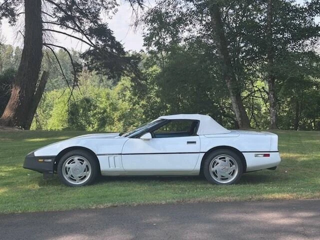 1989 Chevrolet Corvette C4 - Image 8 of 12