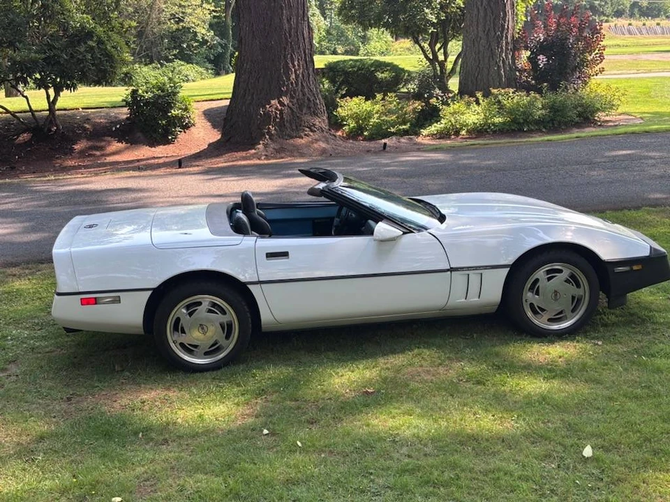 1989 Chevrolet Corvette C4 - Image 7 of 12