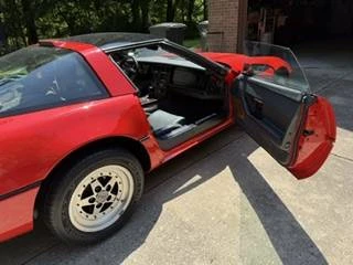 1987 Chevrolet Corvette C4 - Image 8 of 10