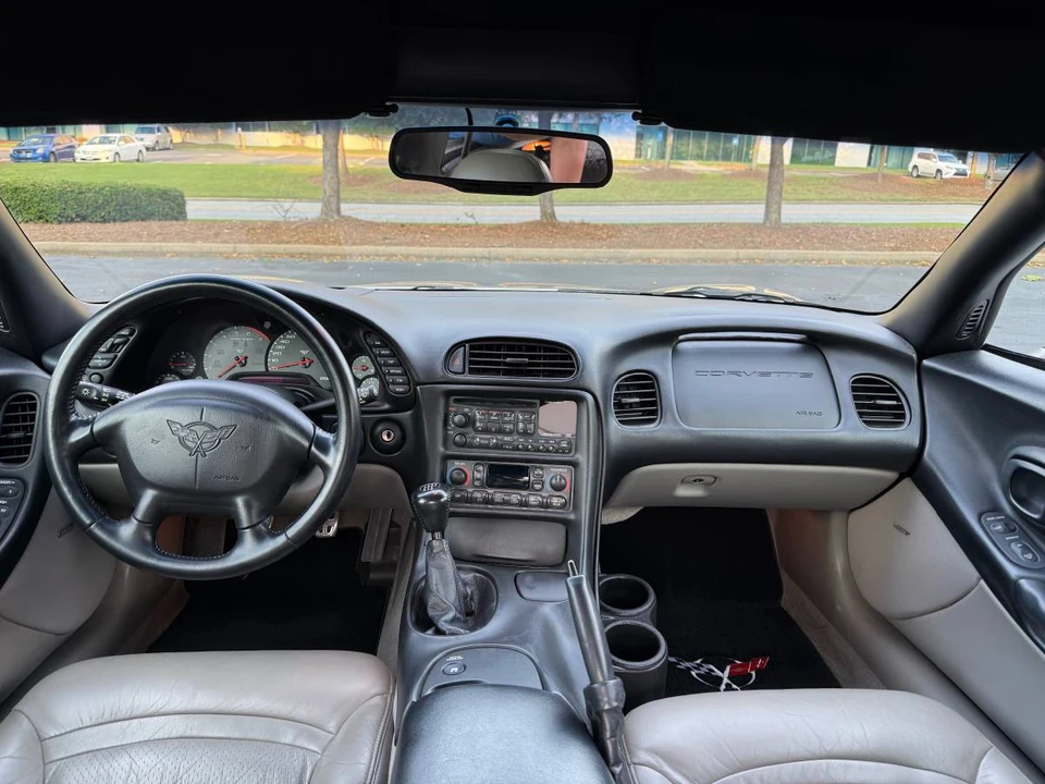2000 Chevrolet Corvette C5 - Image 2 of 17