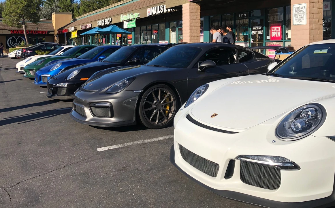 2014 Porsche 991 GT3 - Image 5 of 5