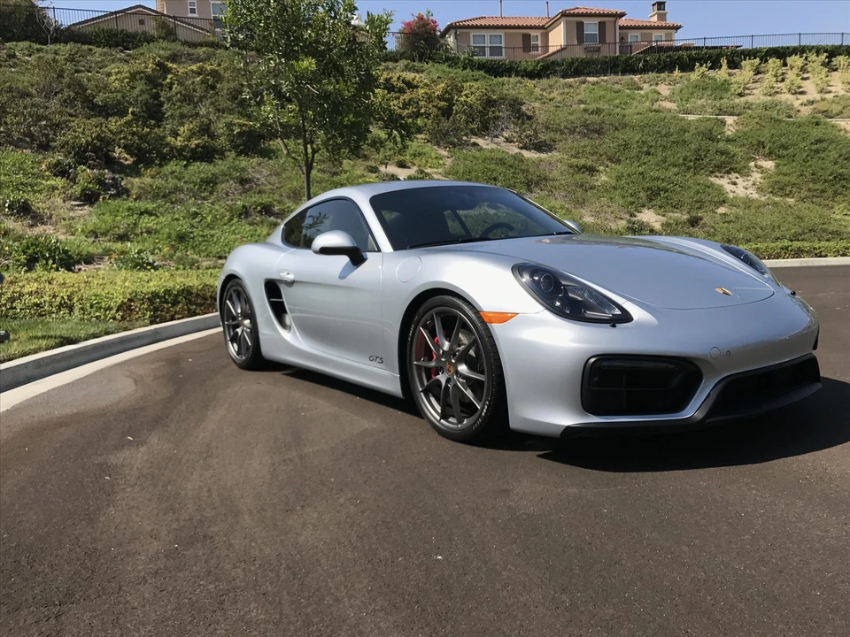 2015 Porsche 981 Cayman GTS - Image 2 of 22