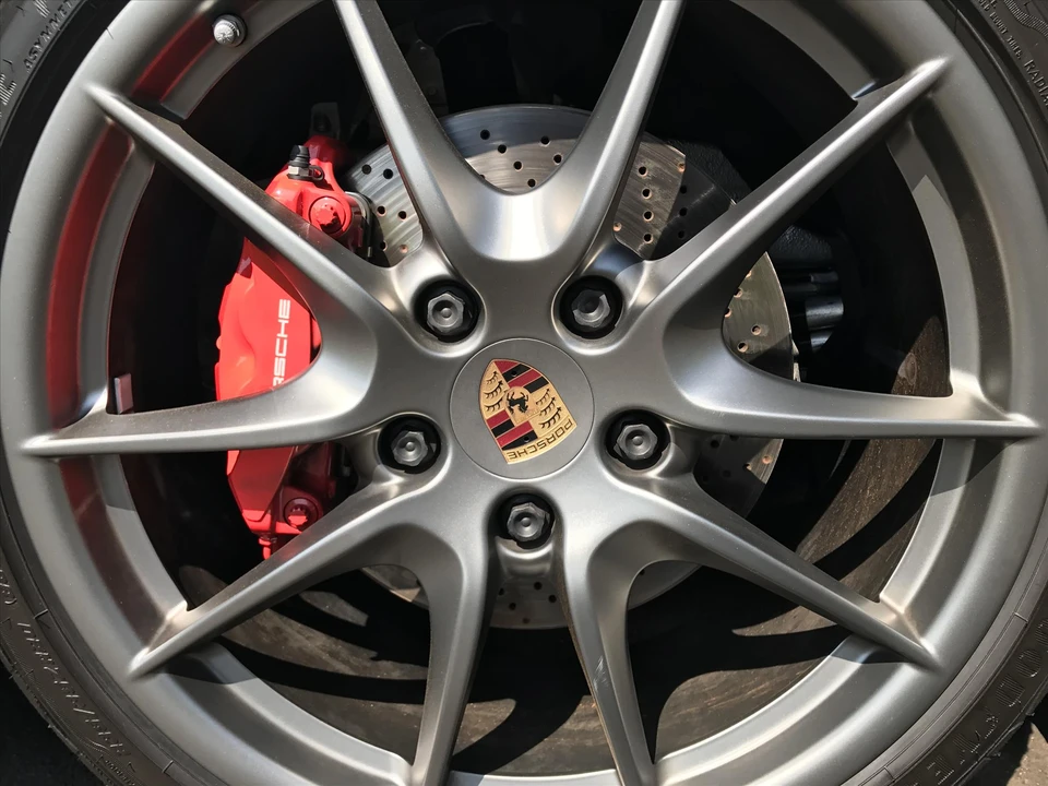 2015 Porsche 981 Cayman GTS - Image 9 of 22