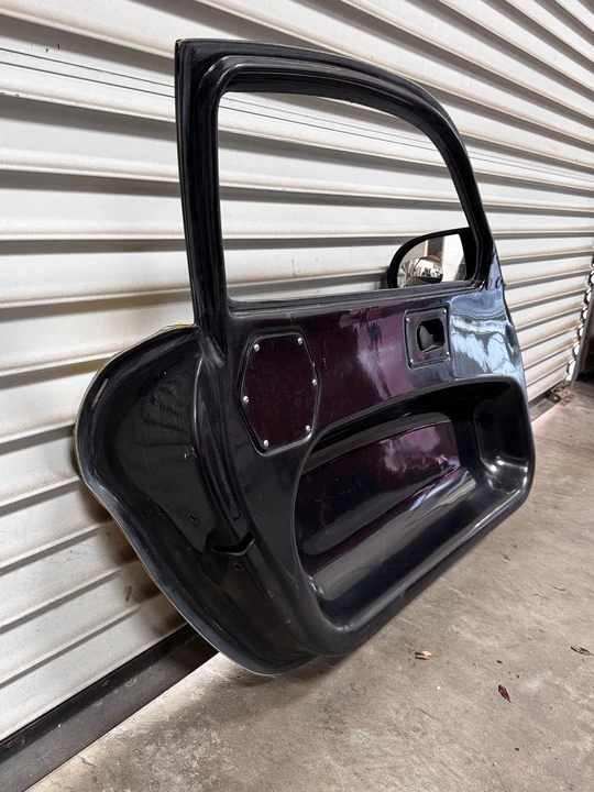 2013 Parts & Memorabilia Bodywork - Image 4 of 15