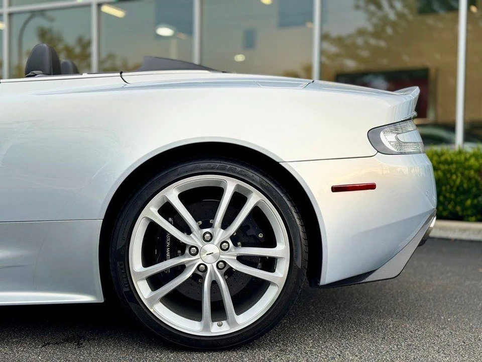 2012 Aston Martin DBS (2008-2012) - Image 15 of 20