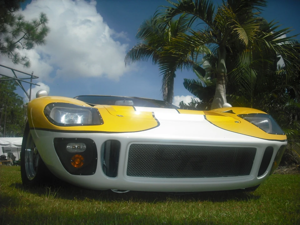 Ford Replica - Image 4 of 31