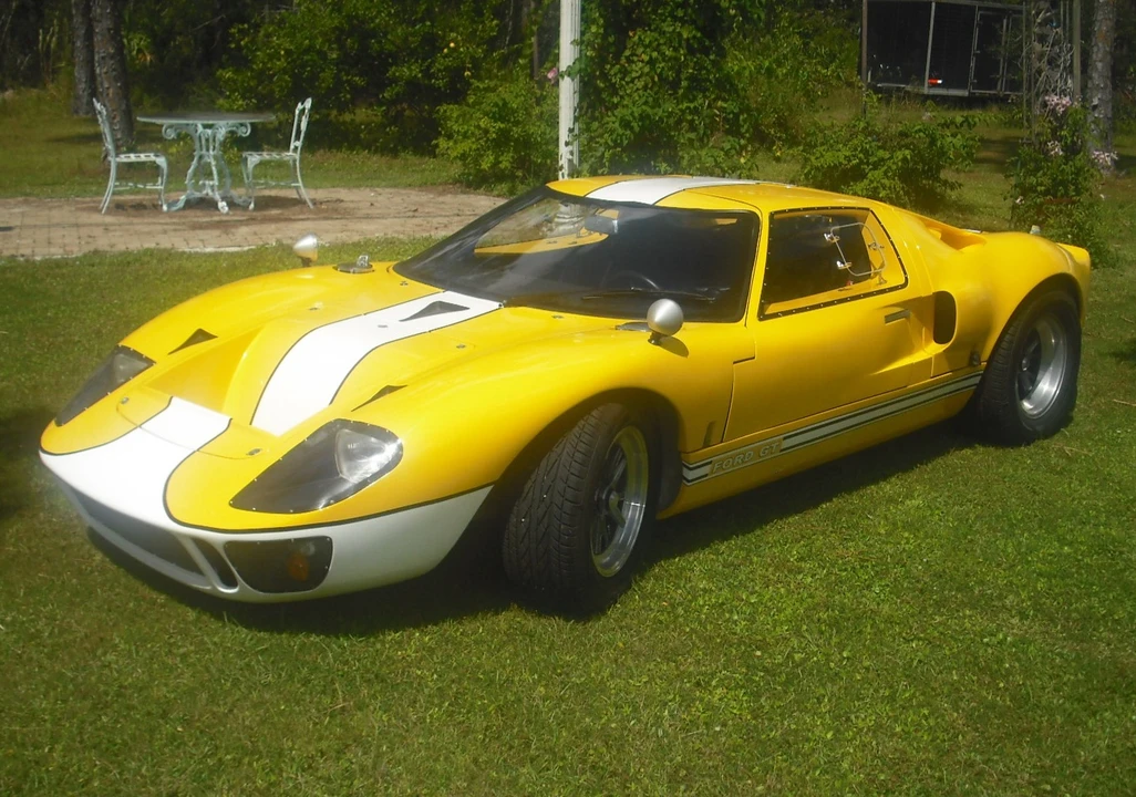 Ford Replica - Image 2 of 31
