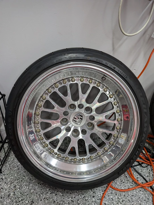 Parts & Memorabilia Other Wheels - Image 10 of 30