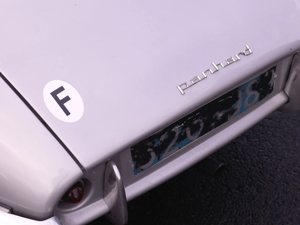Panhard - Image 10 of 10