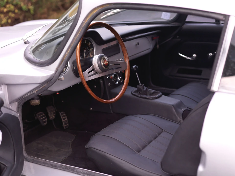 Panhard - Image 6 of 10