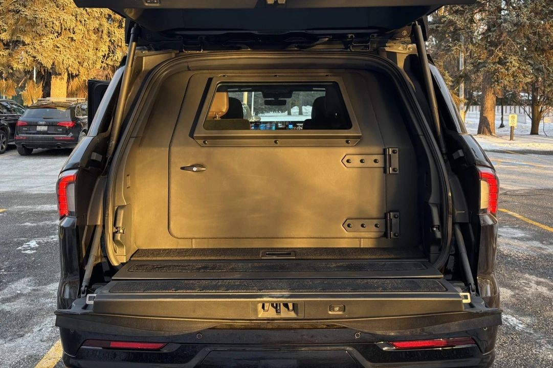 2025 Lincoln Navigator 4th Gen - Image 5 of 7