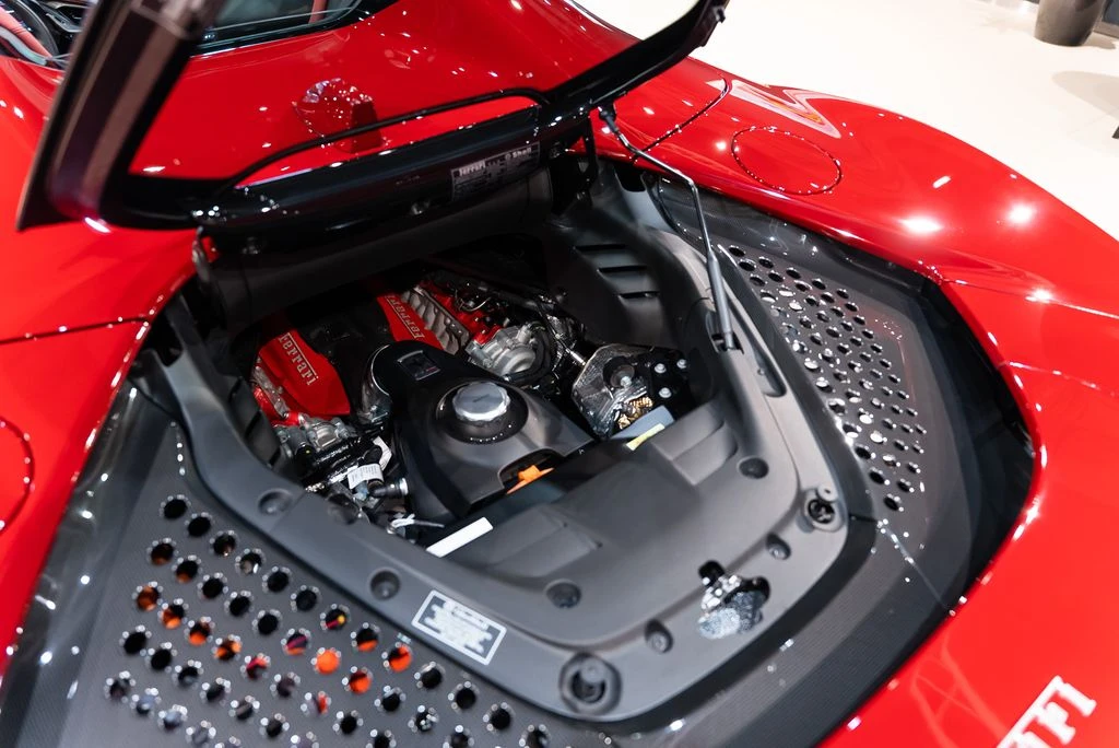 2022 Ferrari SF90 Spider - Image 20 of 31