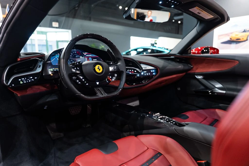 2022 Ferrari SF90 Spider - Image 27 of 31