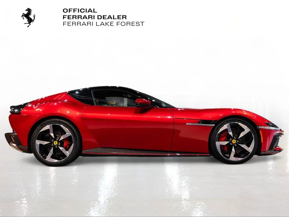2025 Ferrari 12Cilindri - Image 3 of 31