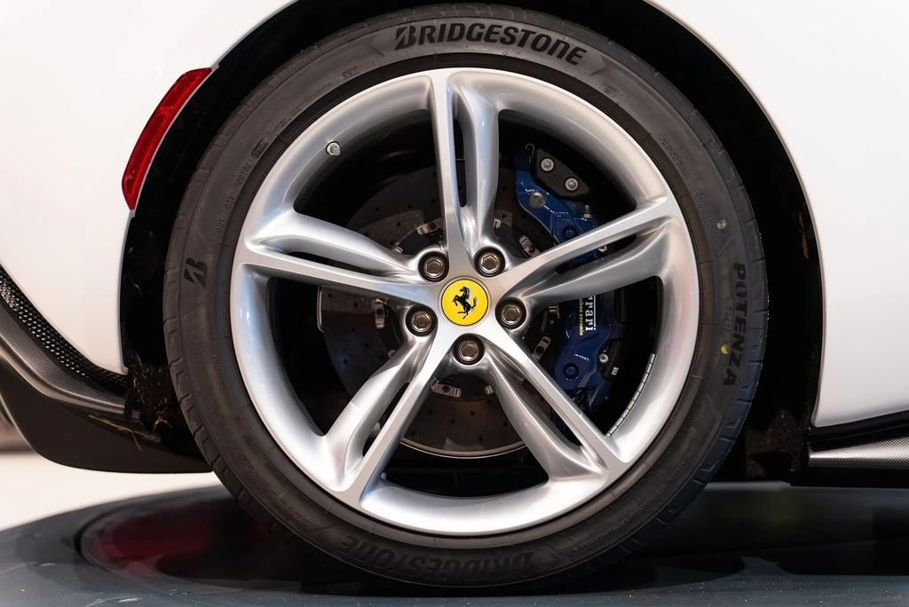 2025 Ferrari 296 GTB - Image 14 of 31