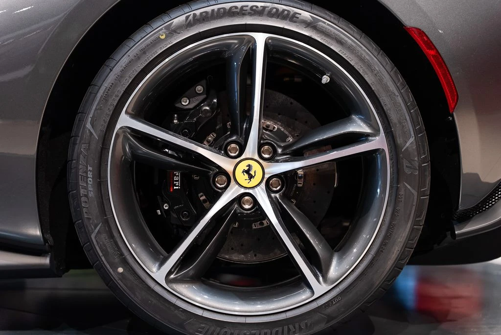 2025 Ferrari 296 GTB - Image 14 of 31