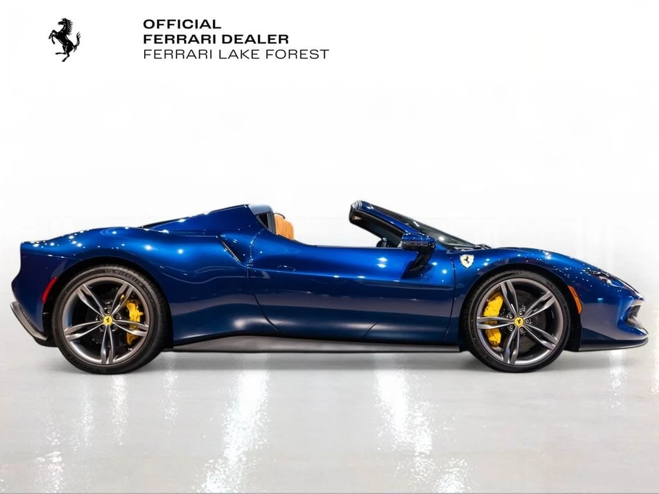 2025 Ferrari 296 GTS - Image 9 of 31