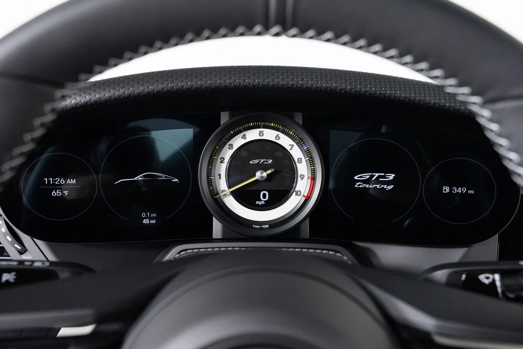 2023 Porsche 992 GT3 - Image 17 of 31