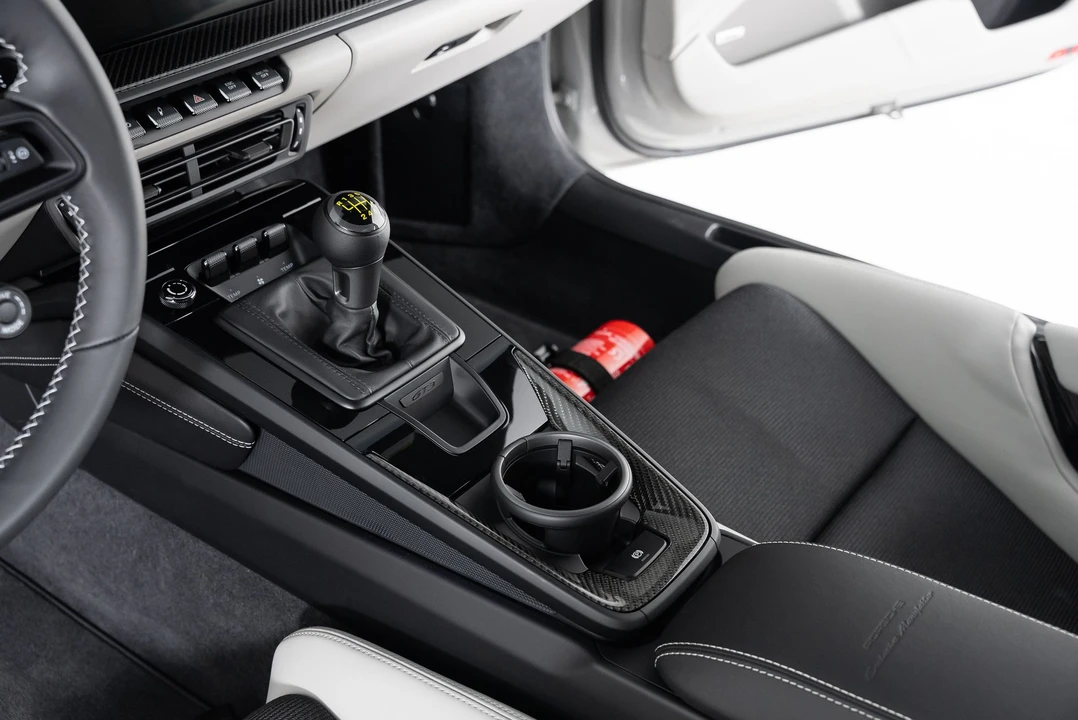 2023 Porsche 992 GT3 - Image 19 of 31