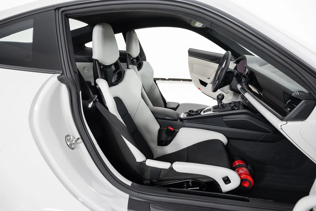 2023 Porsche 992 GT3 - Image 26 of 31