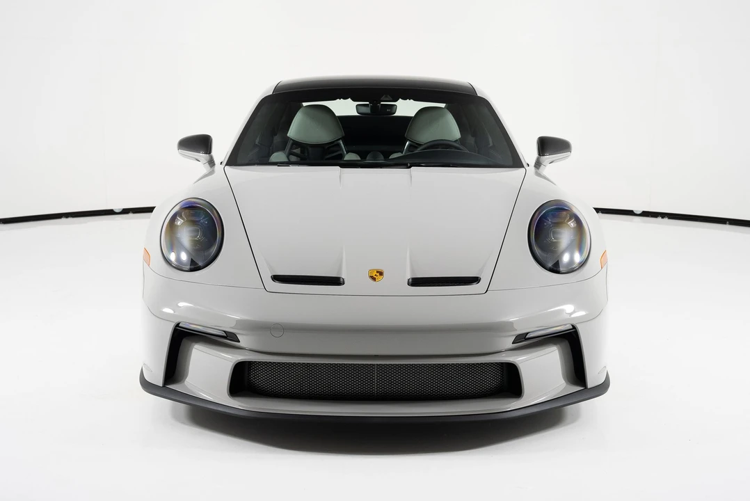 2023 Porsche 992 GT3 - Image 8 of 31